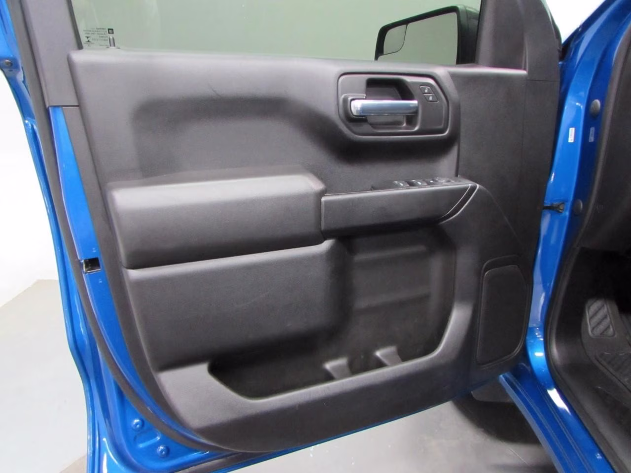 2023 Glacier Blue Metallic Chevrolet Silverado 1500 Custom 4X4 Truck