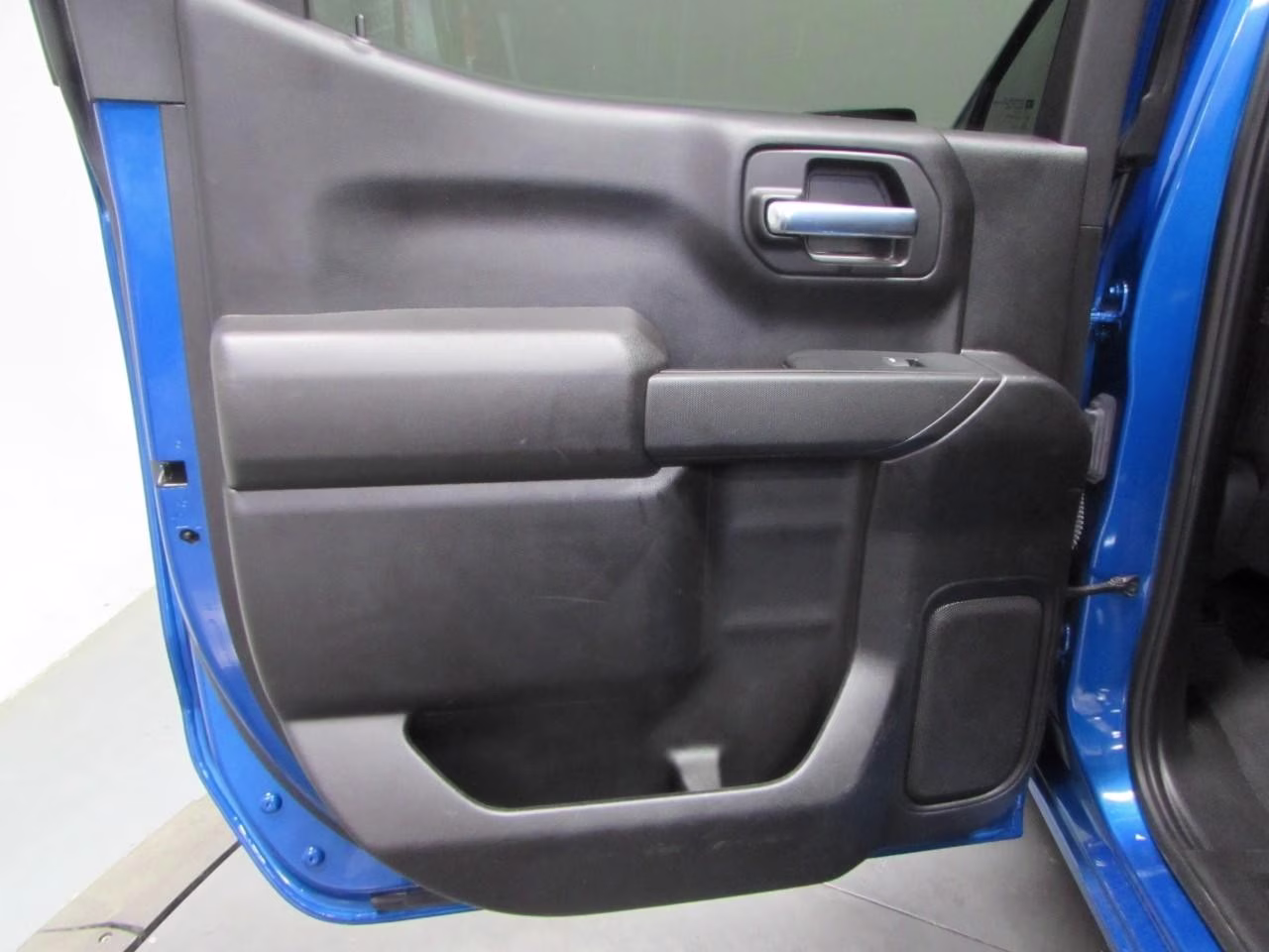 2023 Glacier Blue Metallic Chevrolet Silverado 1500 Custom 4X4 Truck