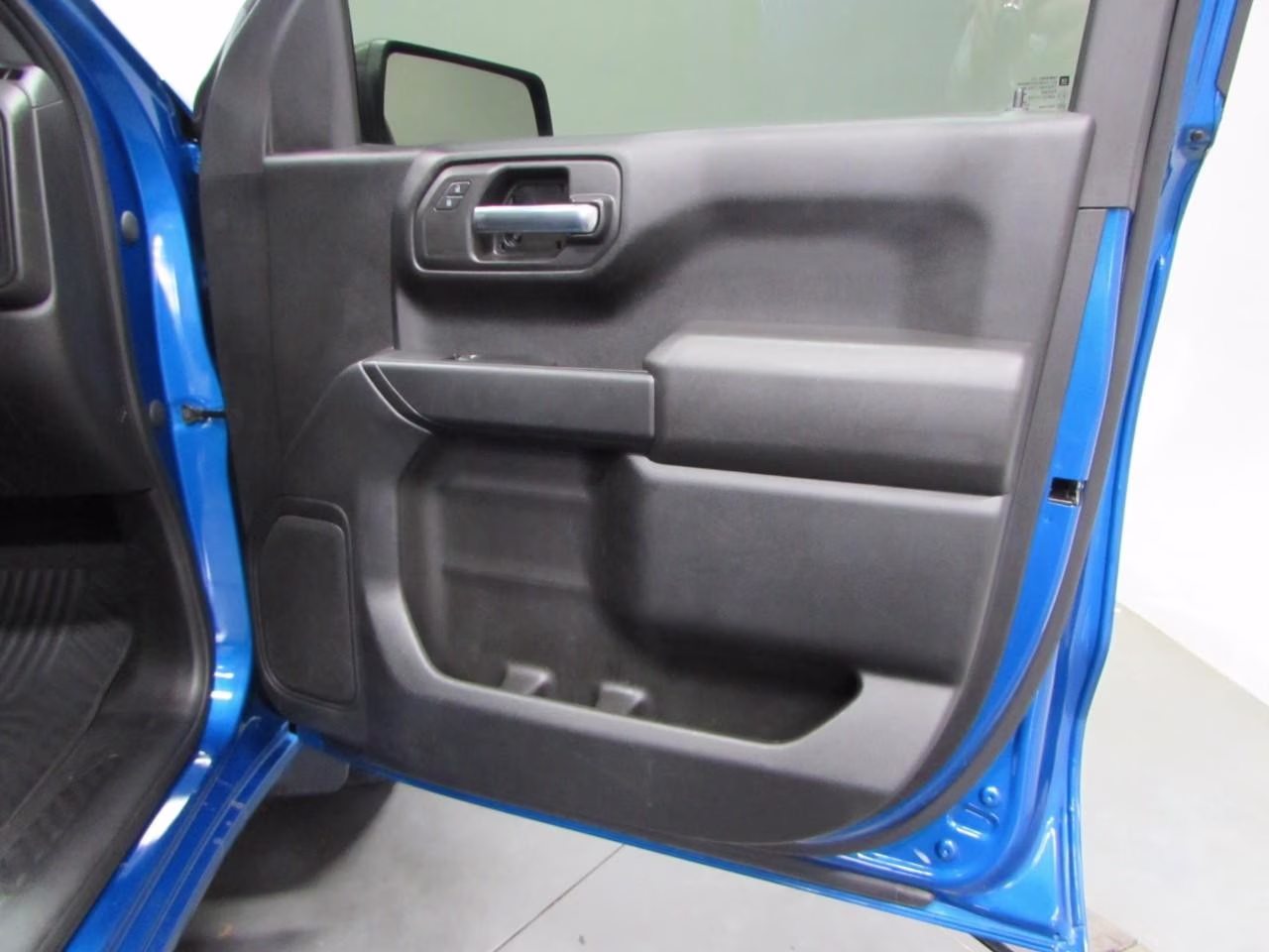 2023 Glacier Blue Metallic Chevrolet Silverado 1500 Custom 4X4 Truck