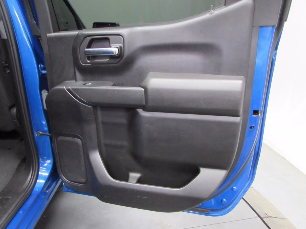 2023 Glacier Blue Metallic Chevrolet Silverado 1500 Custom 4X4 Truck