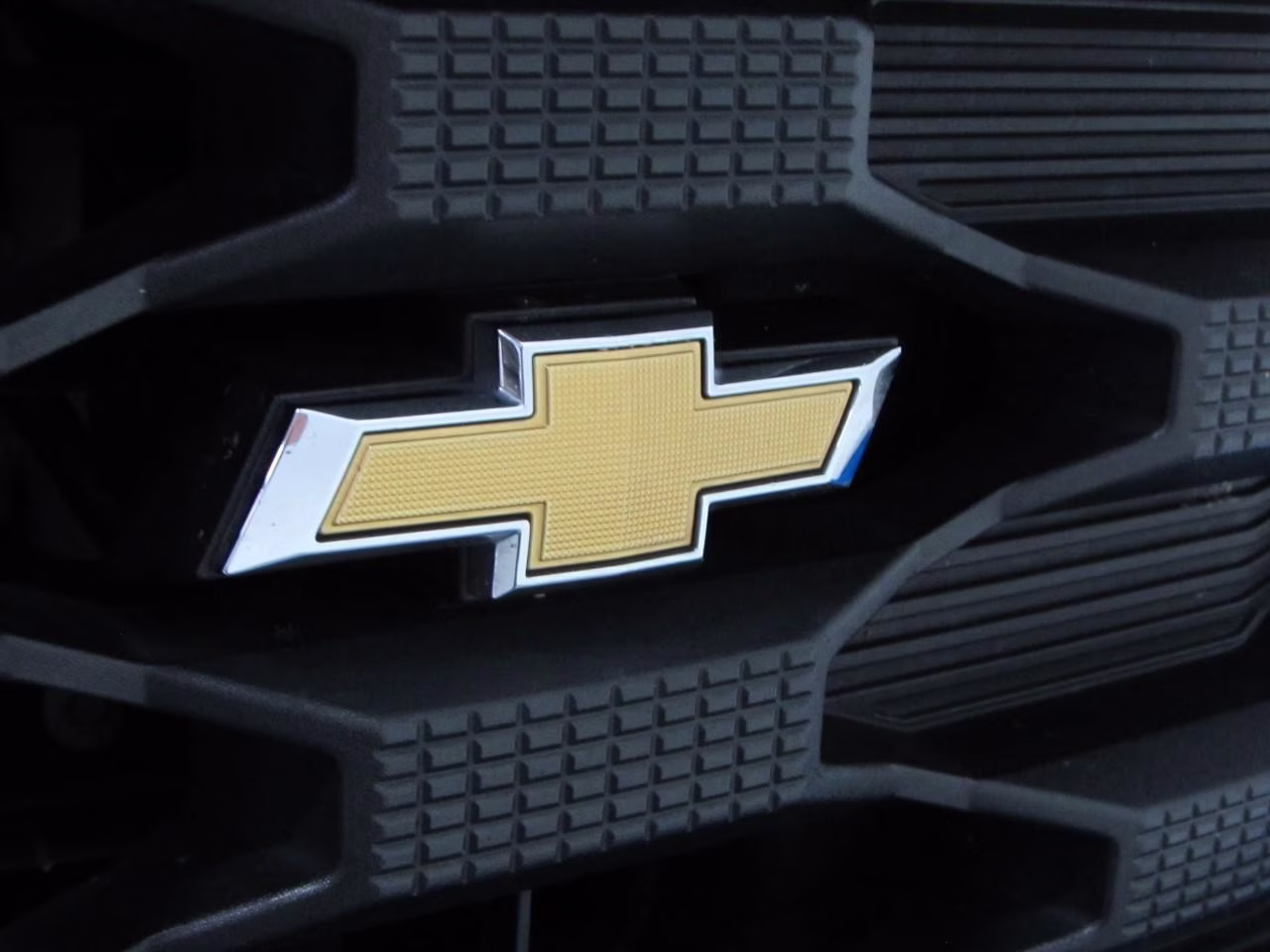 2023 Glacier Blue Metallic Chevrolet Silverado 1500 Custom 4X4 Truck