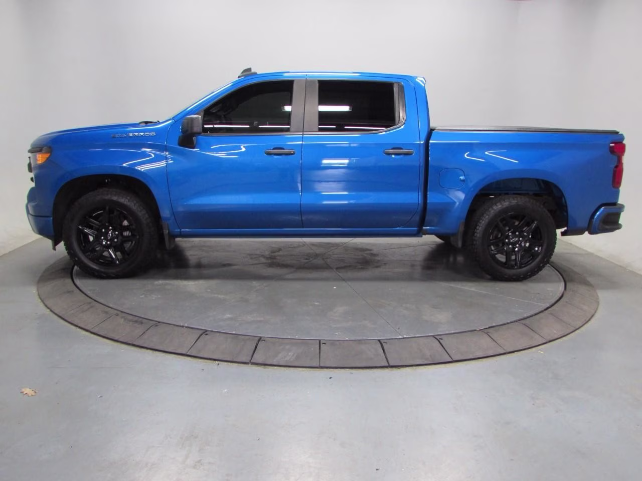 2023 Glacier Blue Metallic Chevrolet Silverado 1500 Custom 4X4 Truck