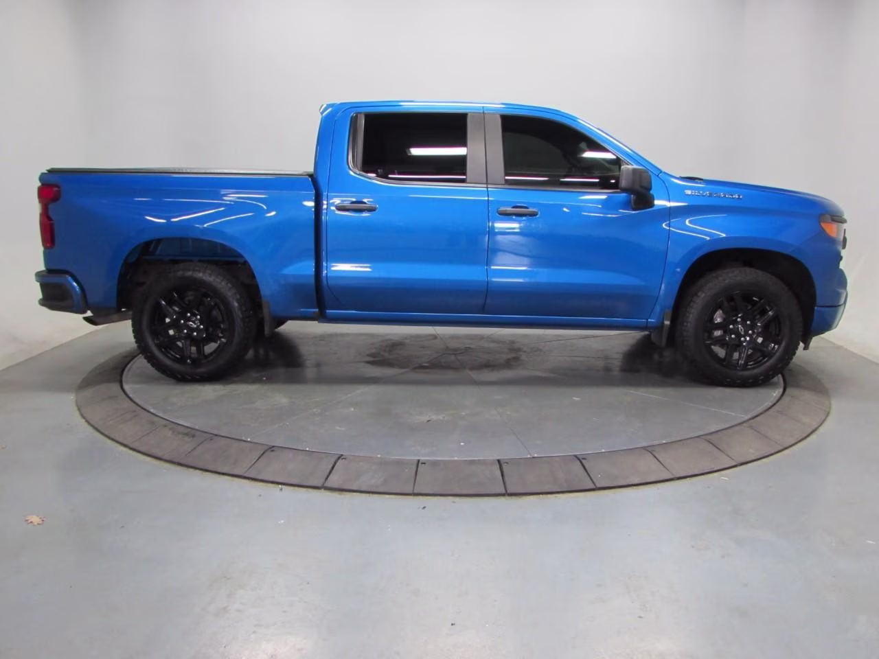 2023 Glacier Blue Metallic Chevrolet Silverado 1500 Custom 4X4 Truck