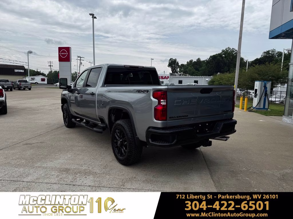 2026 Sterling Gray Metallic Chevrolet Silverado 2500HD Custom 4X4 Truck