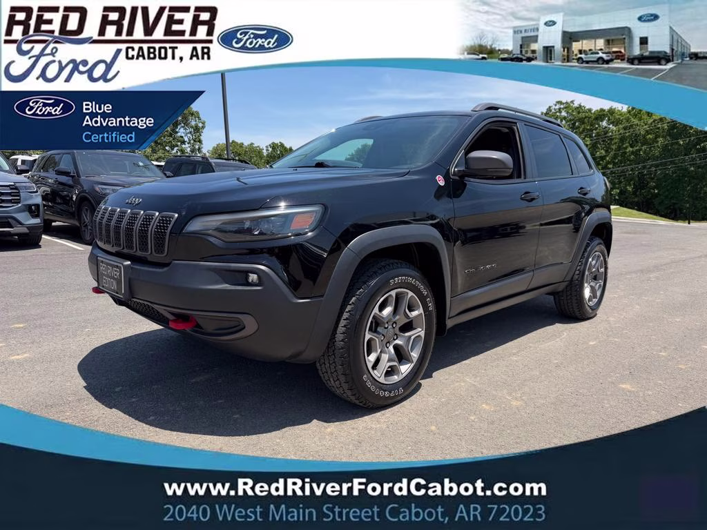 2021 Diamond Black Crystal Pearlcoat Jeep Cherokee Trailhawk 4X4 SUV