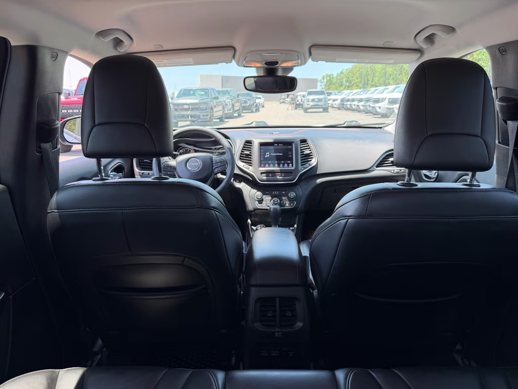 2021 Diamond Black Crystal Pearlcoat Jeep Cherokee Trailhawk 4X4 SUV