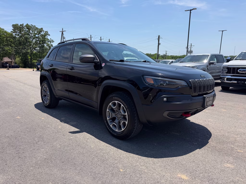 2021 Diamond Black Crystal Pearlcoat Jeep Cherokee Trailhawk 4X4 SUV