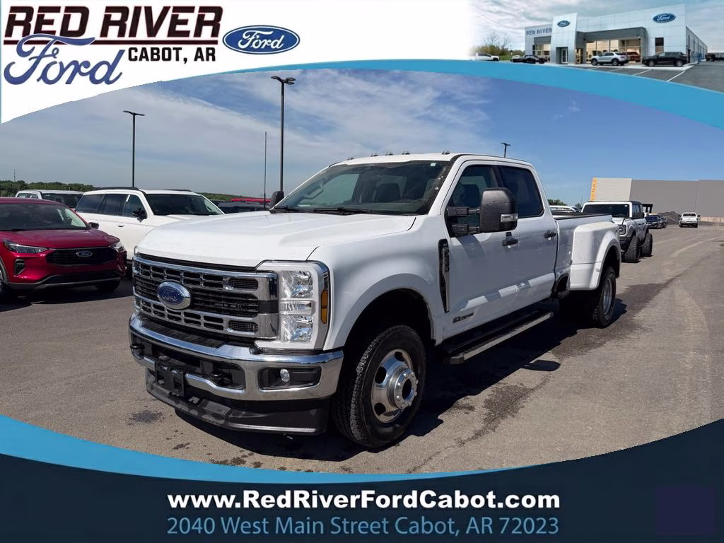 2025 Ford F-350 XLT 4x4 Crew Cab 8' Box DRW's photo
