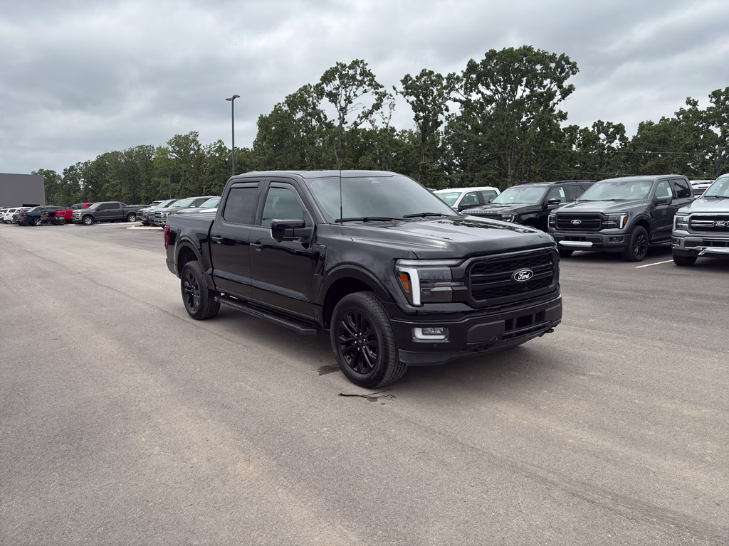 2024 AGATE BLACK METALLIC Ford F-150 LARIAT 4X4 Truck