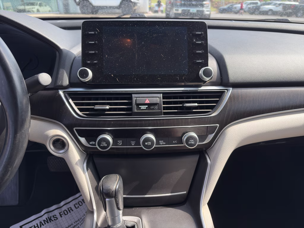2019 Platinum White Pearl Honda Accord EX-L 1.5T FWD Sedan