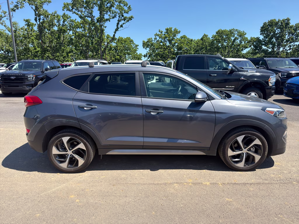 2017 Coliseum Gray Hyundai Tucson Sport FWD SUV