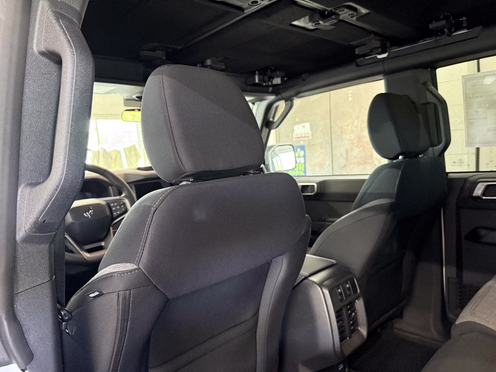 2026 Oxford White Ford Bronco Big Bend 4X4 SUV