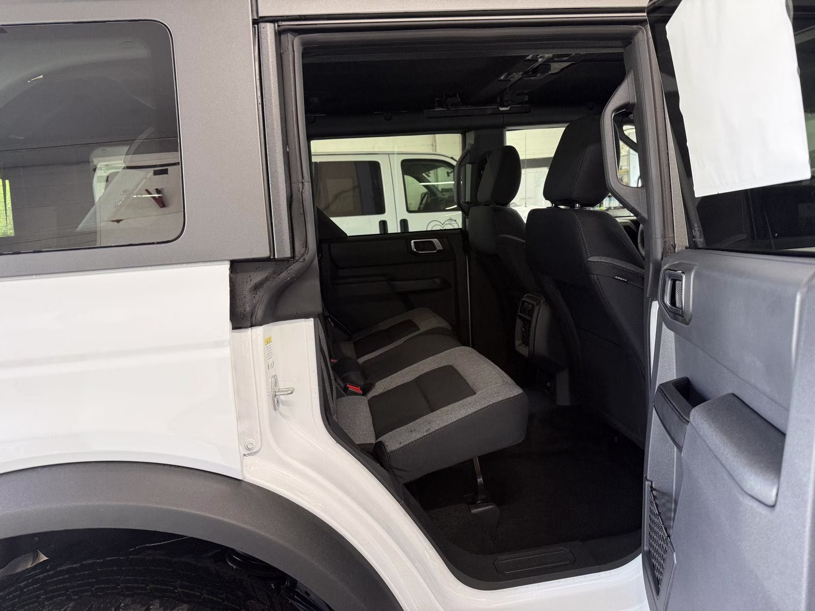2026 Oxford White Ford Bronco Big Bend 4X4 SUV