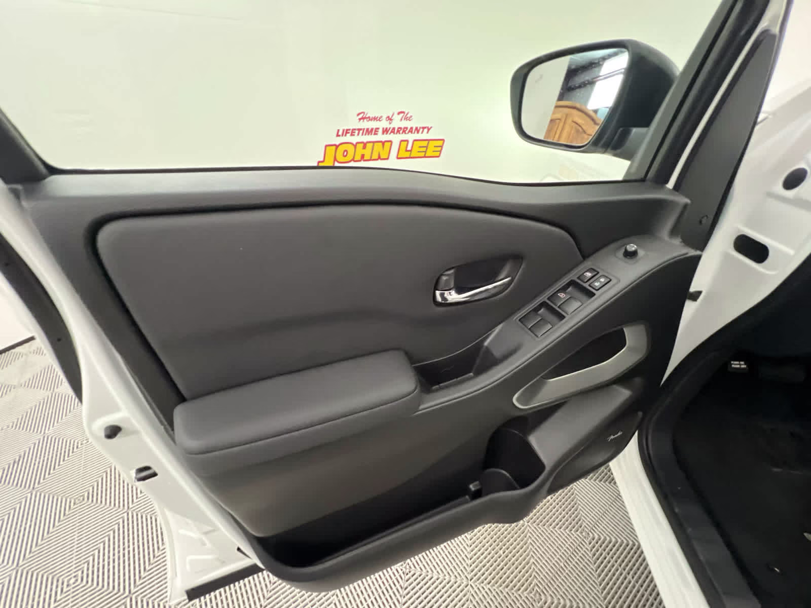 2024 Glacier White Nissan Frontier SL RWD Truck