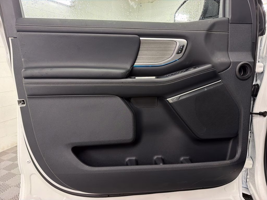 2026 STAR WHITE TRI-COAT Ford Expedition Max Platinum 4X4 SUV