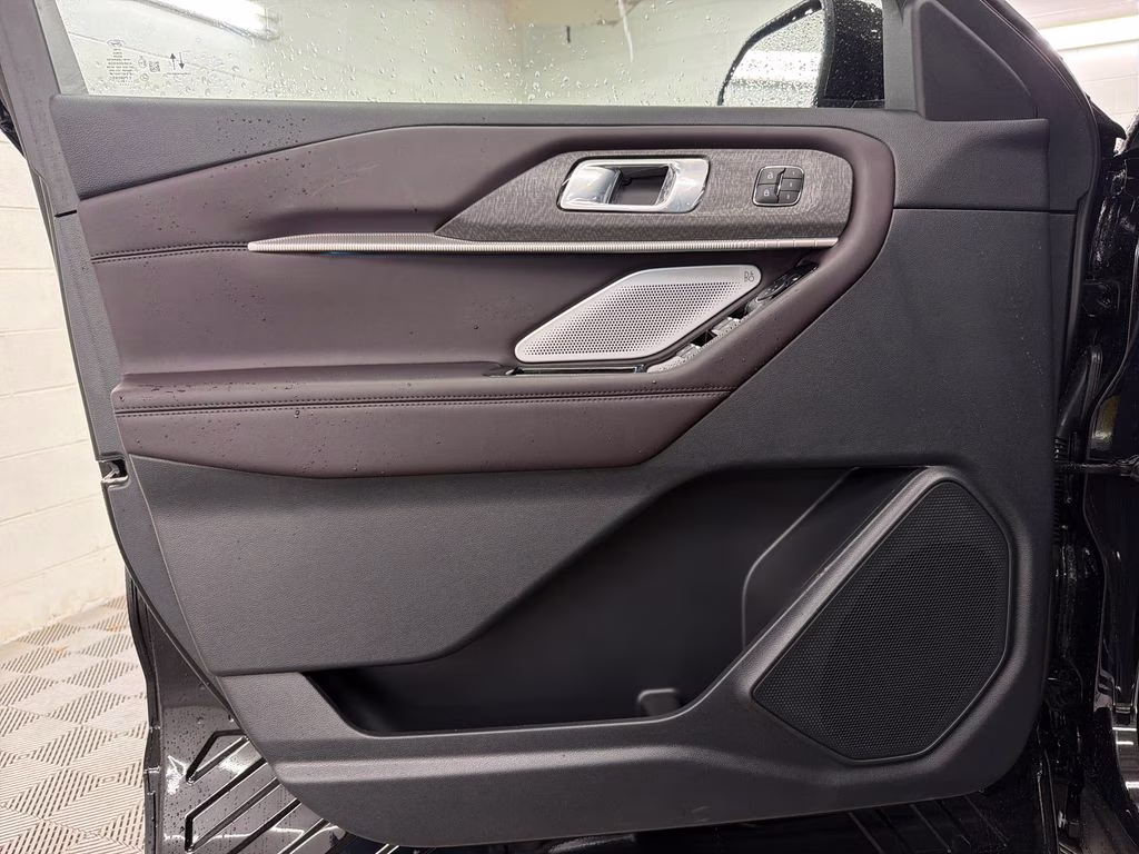 2026 AGATE BLACK Ford Explorer Platinum RWD SUV