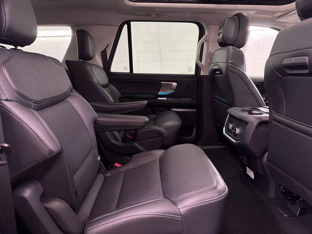 2026 STAR WHITE TRI-COAT Ford Expedition Max Platinum 4X4 SUV
