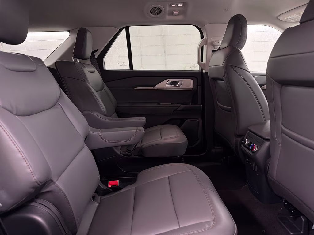 2026 AGATE BLACK Ford Explorer Active RWD SUV