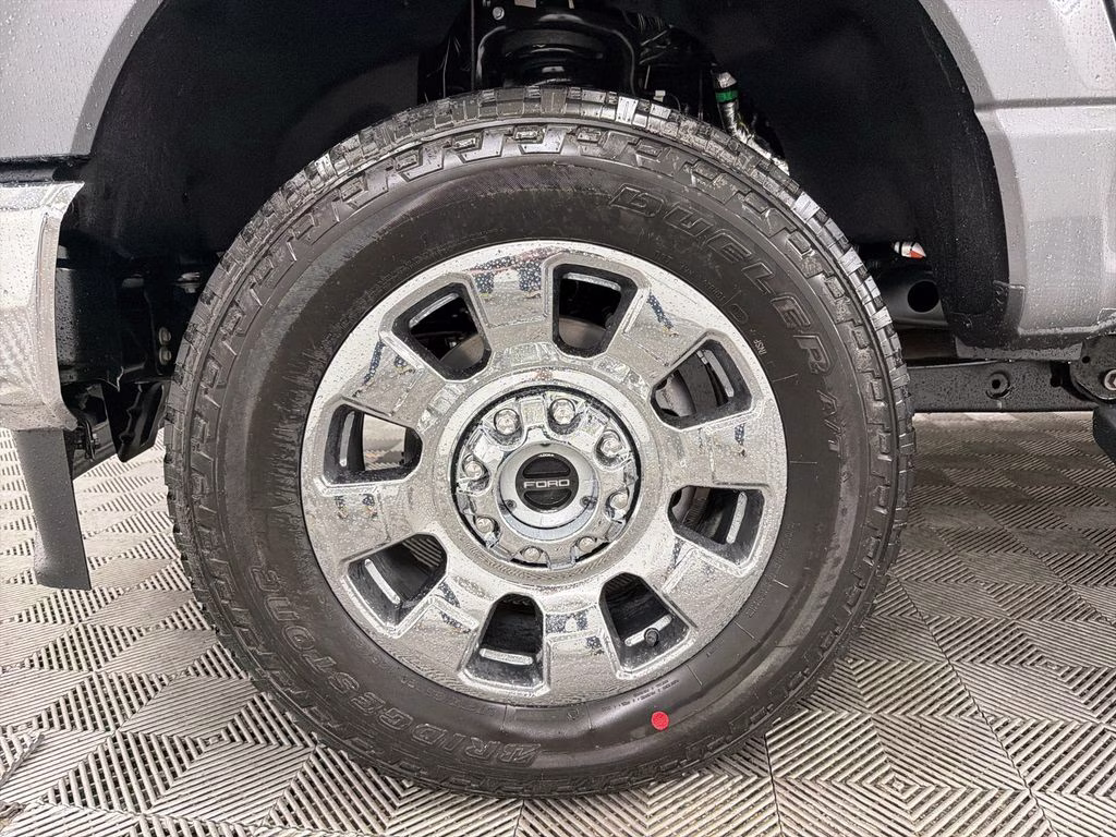 2026 CARBONIZED GRAY Ford Super Duty F-250 SRW Lariat 4X4 Truck