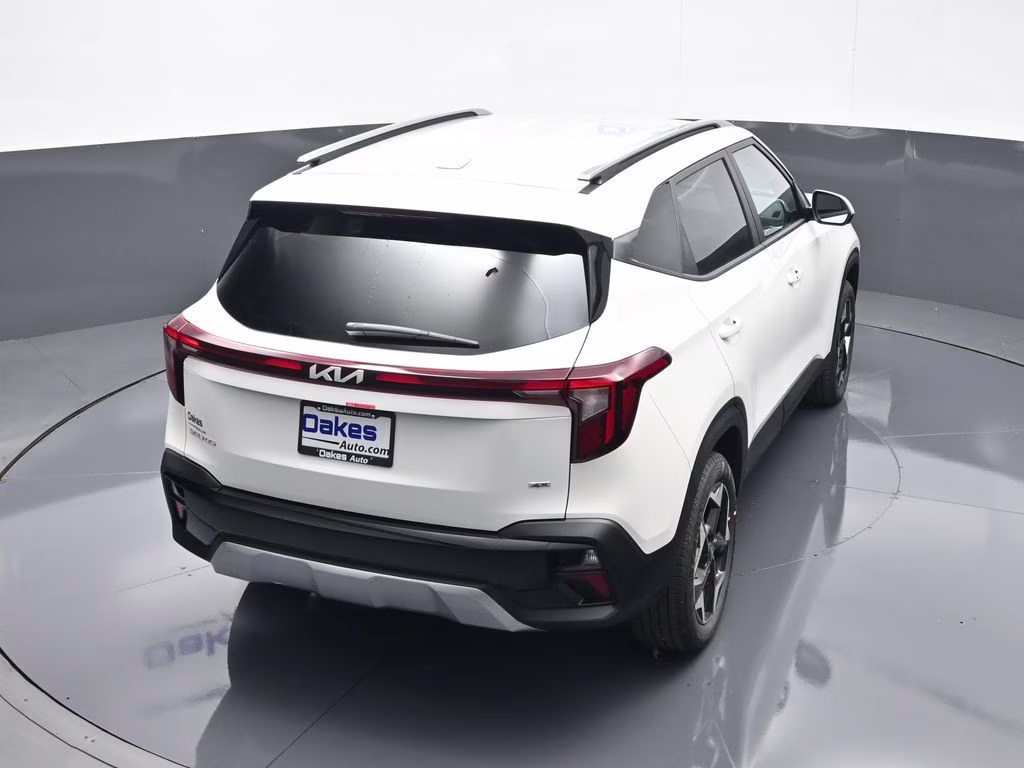 2026 Snow White Pearl Kia Seltos S AWD SUV