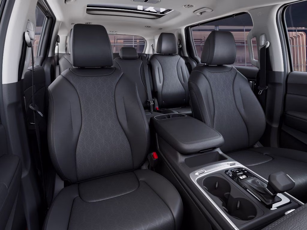 2026 Ivory Silver Kia Carnival SX FWD Van