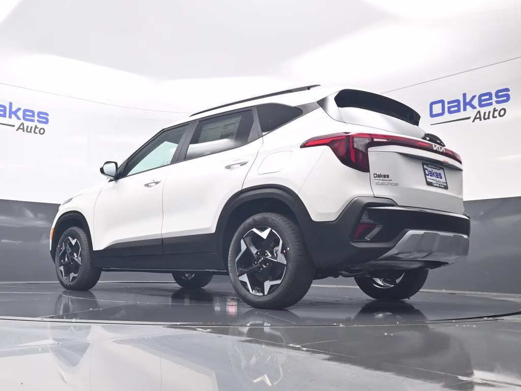 2026 Snow White Pearl Kia Seltos S AWD SUV