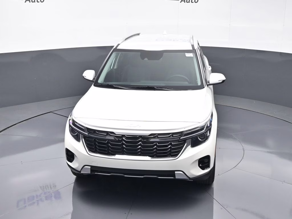 2026 Snow White Pearl Kia Seltos S AWD SUV