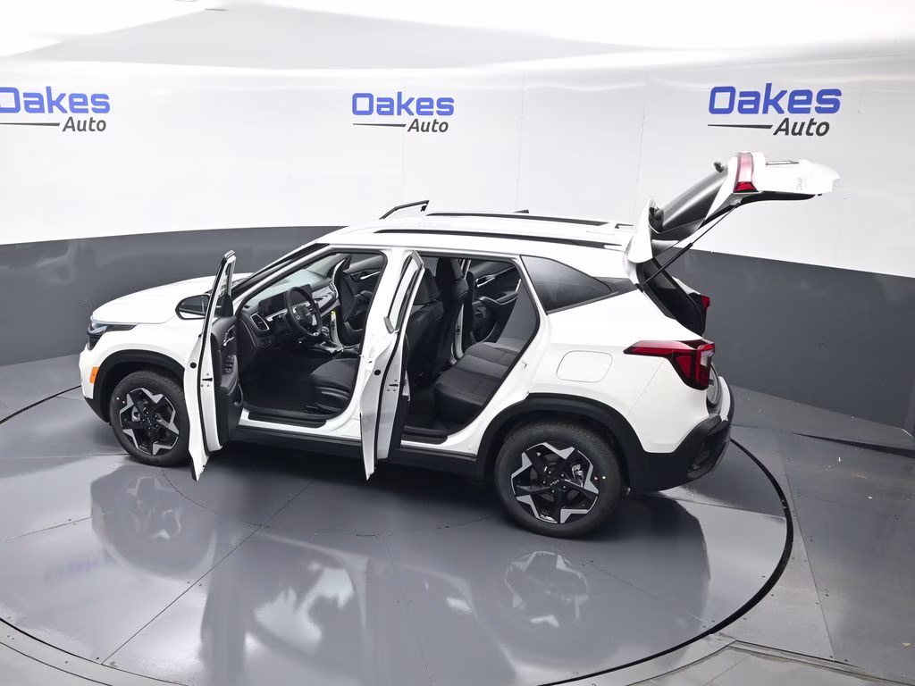 2026 Snow White Pearl Kia Seltos S AWD SUV