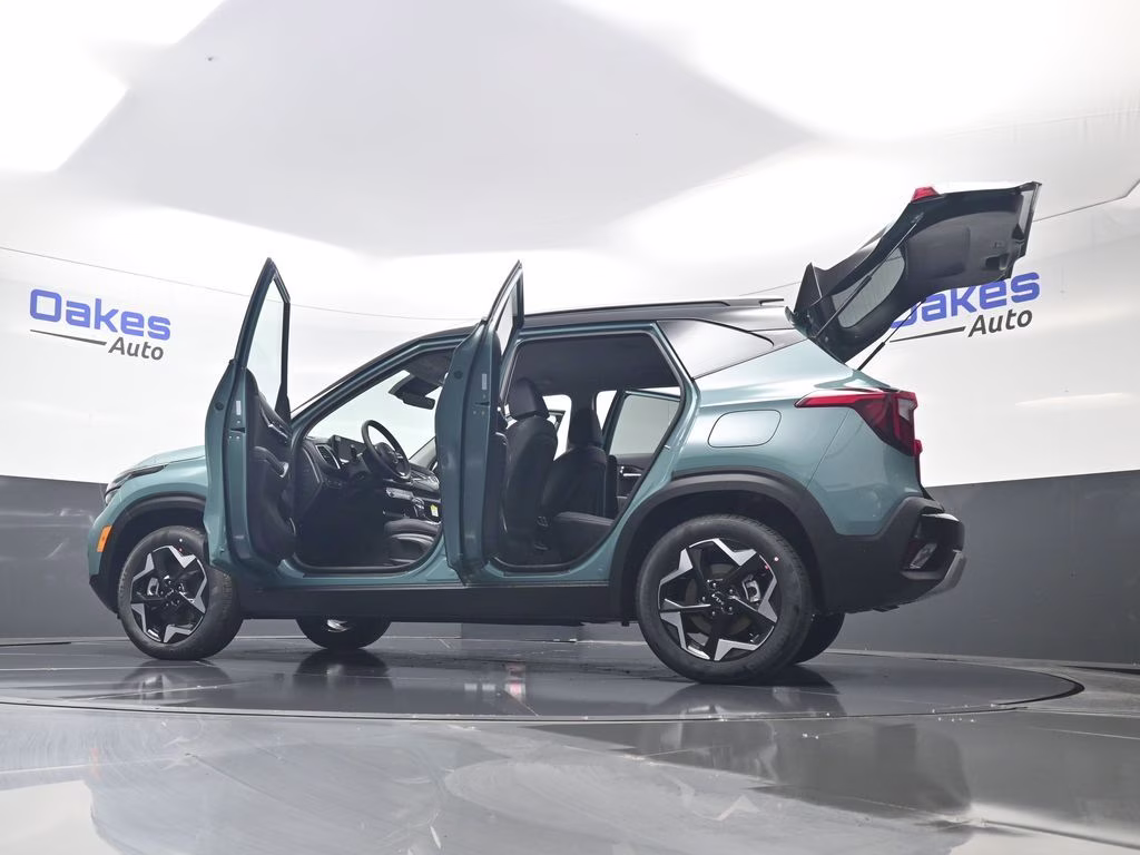2026 Pluton Blue/Black Roof Kia Seltos S AWD SUV