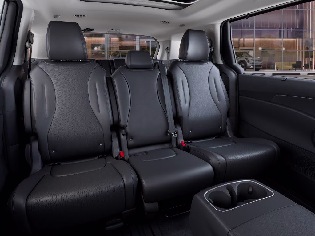 2026 Ivory Silver Kia Carnival SX FWD Van