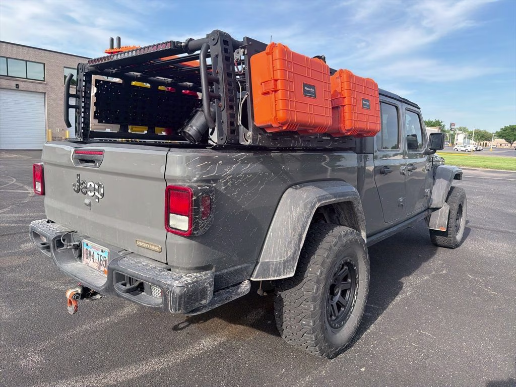 2023 Sting-Gray Clearcoat Jeep Gladiator Freedom 4x4 4X4 Truck