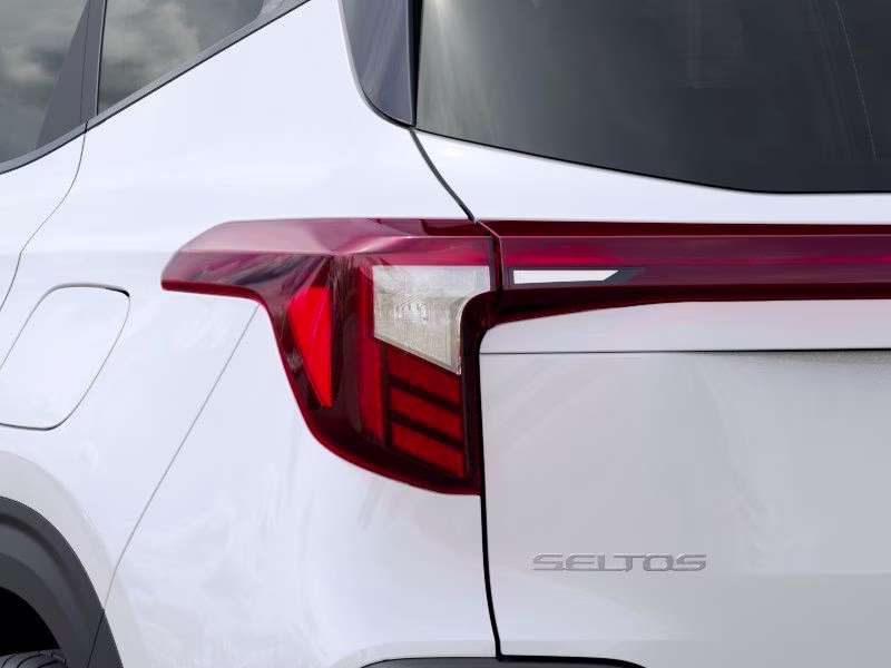 2026 Clear White/Black Roof Kia Seltos S AWD SUV