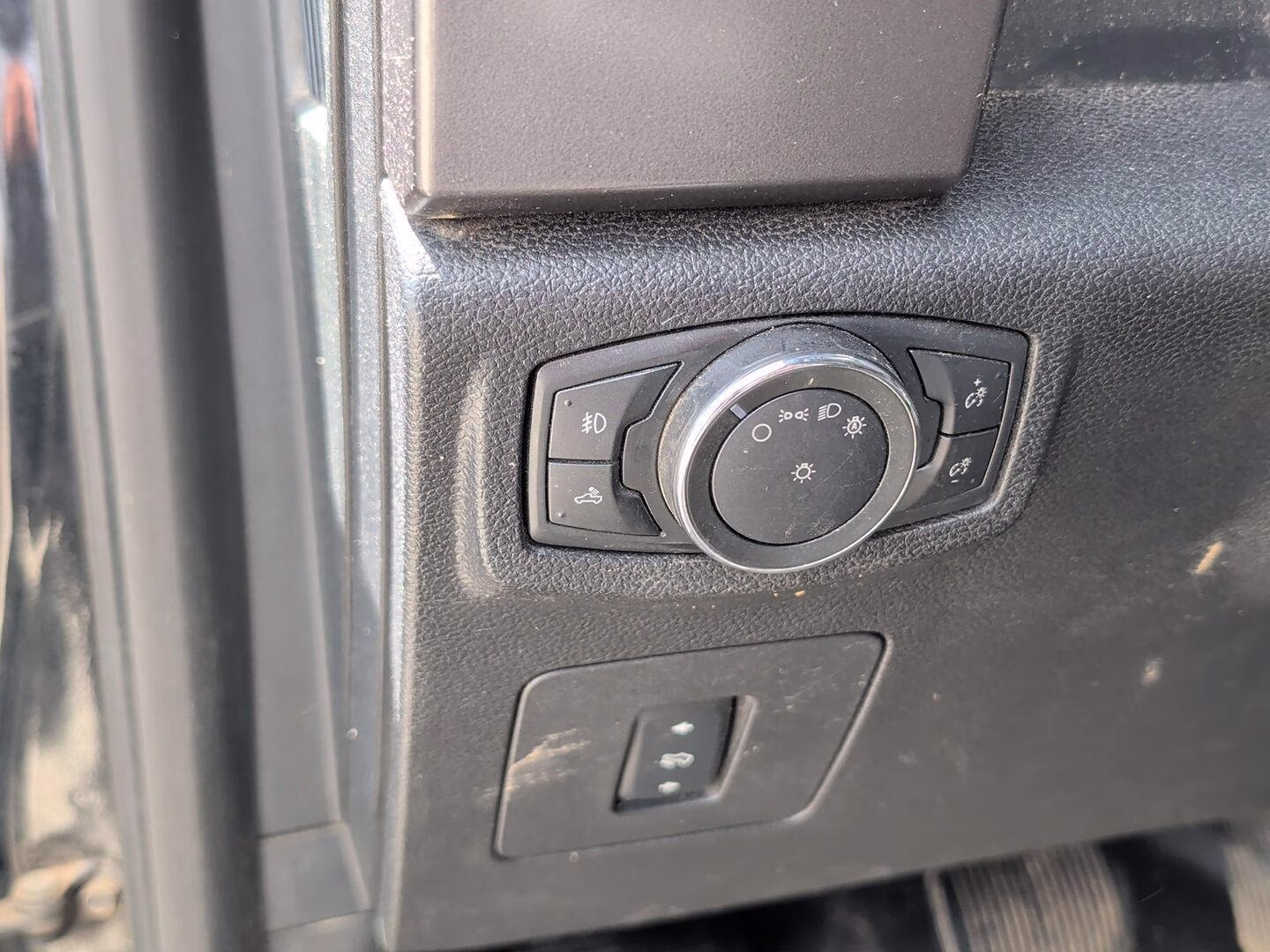 2017 Shadow Black Ford F-150 XLT 4X4 Truck