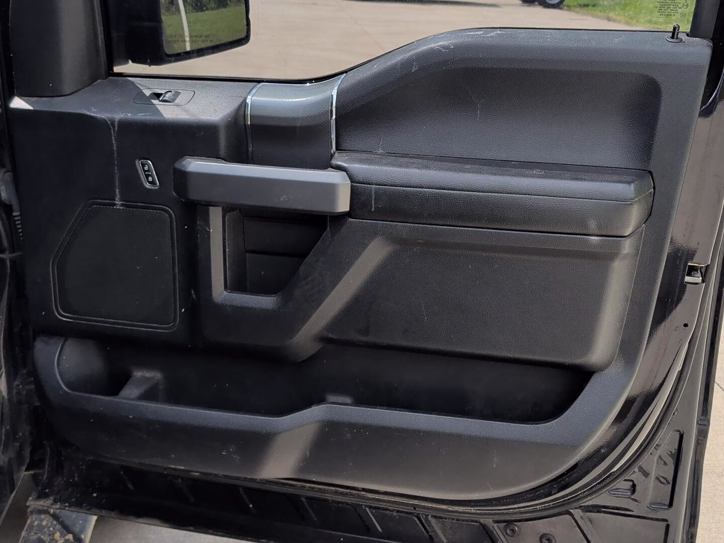 2017 Shadow Black Ford F-150 XLT 4X4 Truck