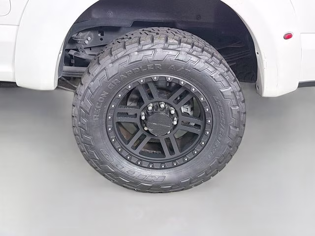 2021 White Metallic Ford Super Duty F-250 SRW Lariat ROUSH 4X4 Truck