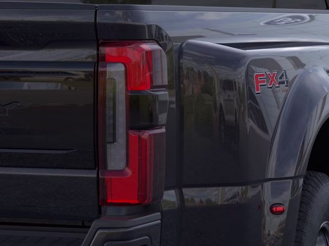 2026 Agate Black Metallic Ford Super Duty F-350 DRW Platinum DRW 4X4 Truck