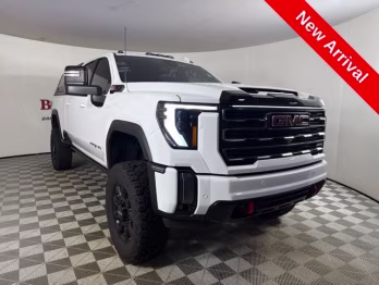 2024 Summit White GMC Sierra 3500HD AT4 4X4 Truck