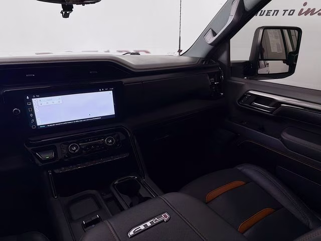 2024 Summit White GMC Sierra 3500HD AT4 4X4 Truck