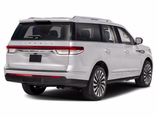 2022 White Metallic Lincoln Navigator Black Label 4X4 SUV