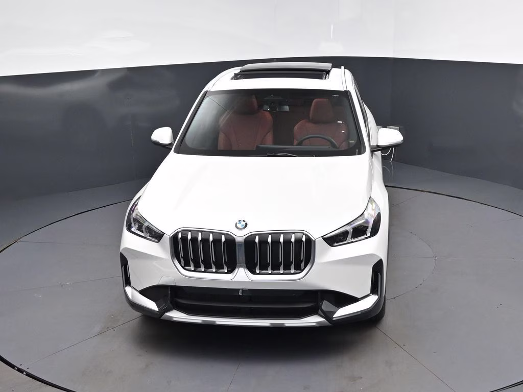2026 Mineral White Metallic BMW X1 xDrive28i AWD SUV