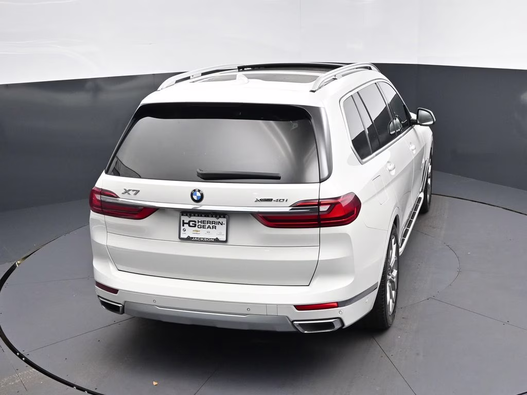 2021 Alpine White BMW X7 xDrive40i AWD SUV