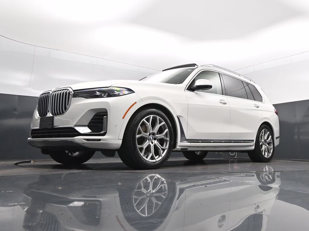 2021 Alpine White BMW X7 xDrive40i AWD SUV
