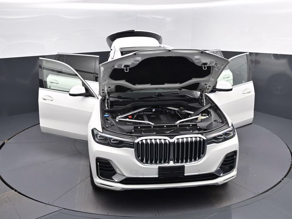 2021 Alpine White BMW X7 xDrive40i AWD SUV
