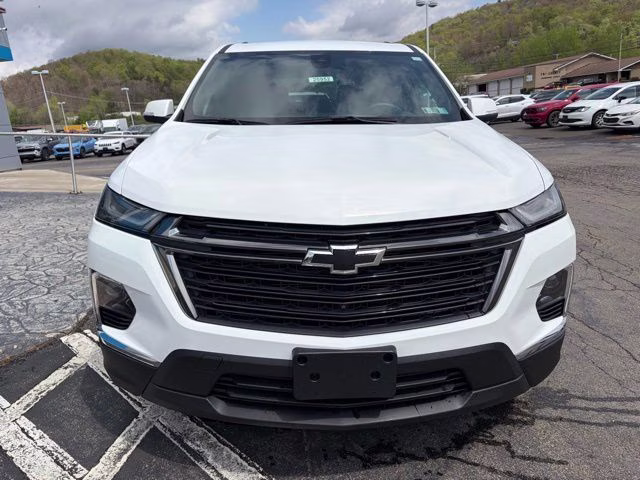 2023 Summit White Chevrolet Traverse LT AWD SUV