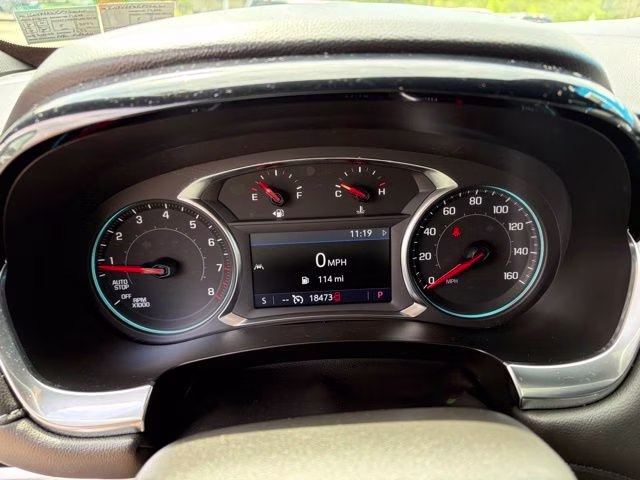2023 Summit White Chevrolet Traverse LT AWD SUV