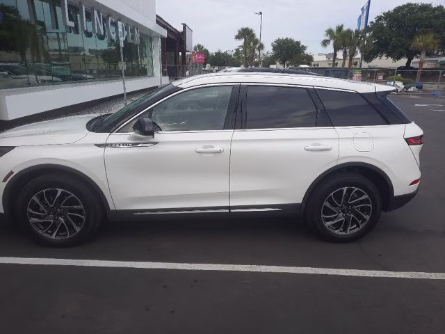 2020 White Lincoln Corsair Standard FWD SUV