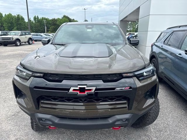 2024 Harvest Bronze Metallic Chevrolet Colorado ZR2 4X4 Truck
