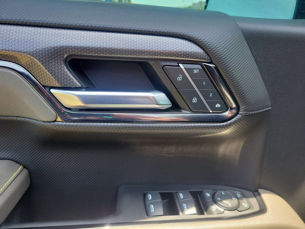 2024 Summit White Chevrolet Silverado 1500 ZR2 4X4 Truck