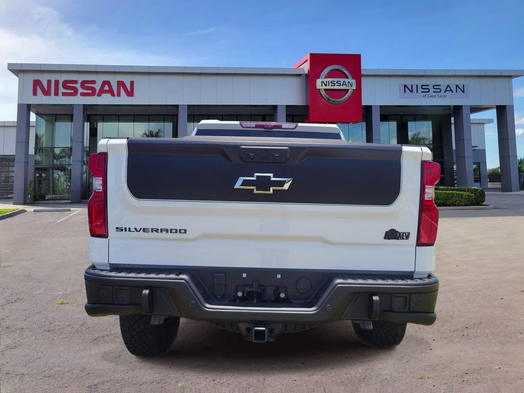 2024 Summit White Chevrolet Silverado 1500 ZR2 4X4 Truck