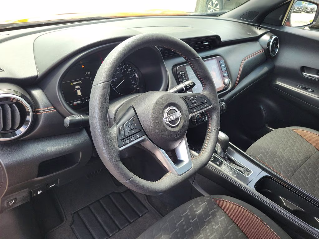 2023 Monarch Orange Metallic/Super Black Nissan Kicks SR FWD SUV